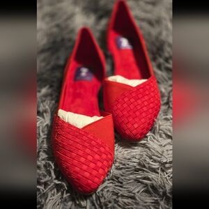 Gorgeous Red Woven Ballerina Flats Size 6.5 (NEW)